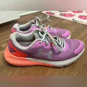 Under Armour Purple and Coral Youth Athletic Sneakers Size 4.5 Y